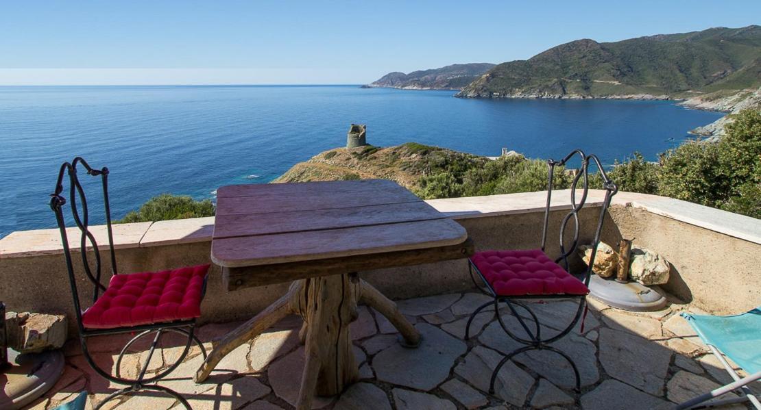 Coin De Paradis Vue Dominante Sur Mer, Montagne Et Tour Genoise Avec Jacuzzi Pino المظهر الخارجي الصورة