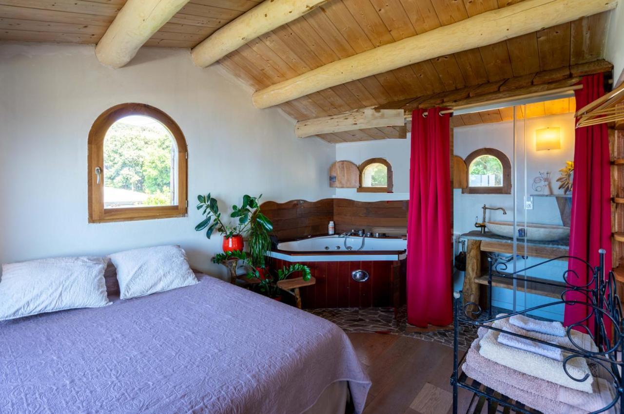 Coin De Paradis Vue Dominante Sur Mer, Montagne Et Tour Genoise Avec Jacuzzi Pino المظهر الخارجي الصورة